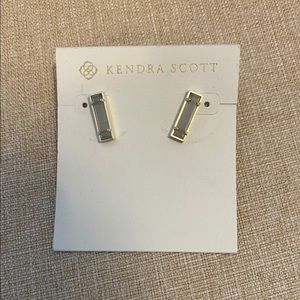 NWT Kendra Scott Earrings!